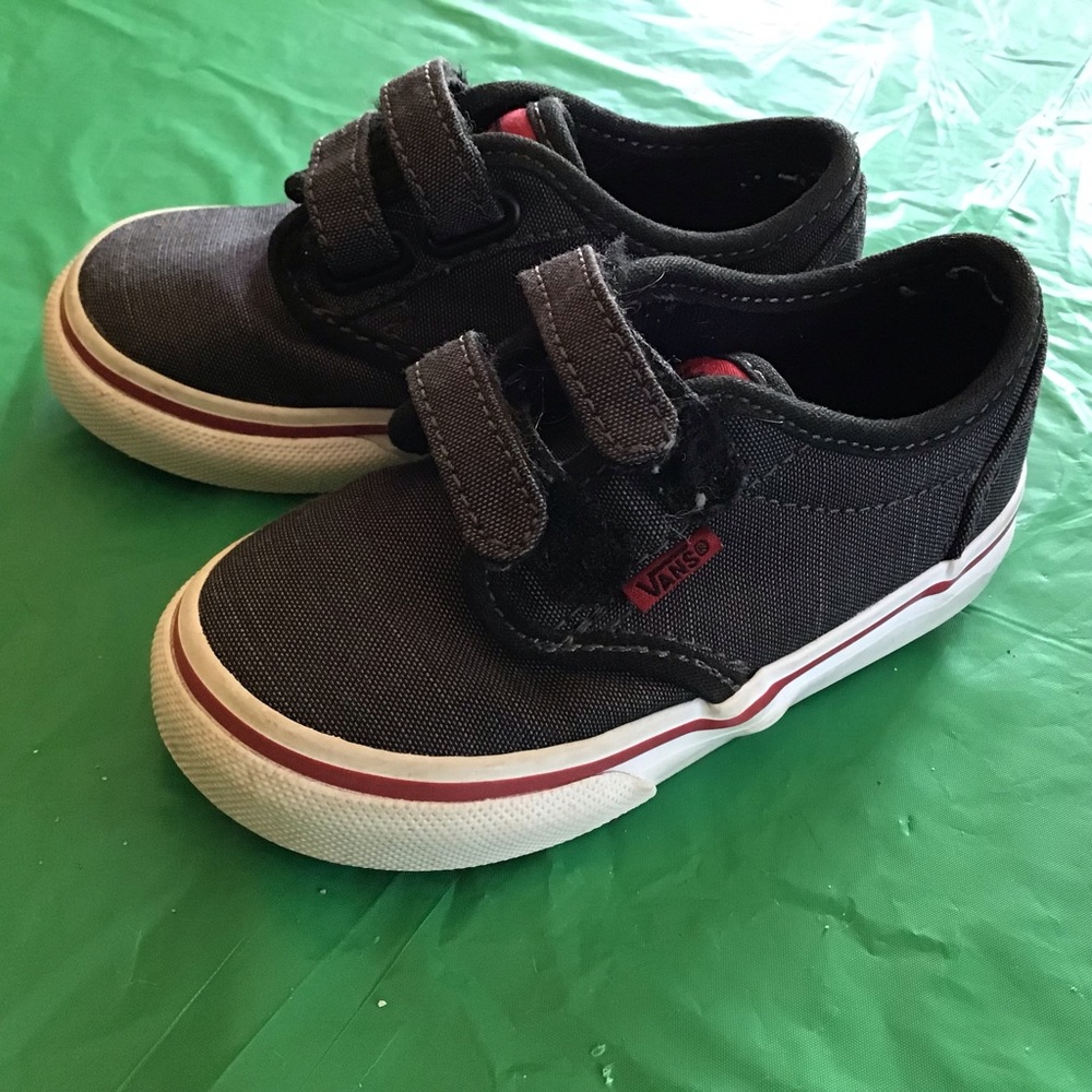 Vans Toddler Size 6 Gray Sneakers with Straps